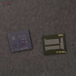 Мікросхема Flash пам'яті Samsung KMQ820013M-B419, 2/16GB, BGA 221, Rev. 1.7 (MMC 5.0, MMC 5.01) Original (PRC) краща модель в Вінниці