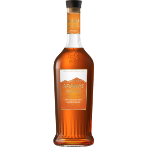 купити Міцний алкогольний напій ARARAT Apricot 0.7 л 35% (4850001005292)