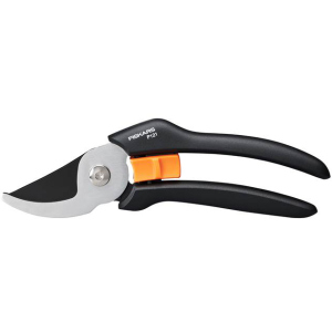 Площинний секатор Fiskars Solid P121 (1057160) краща модель в Вінниці